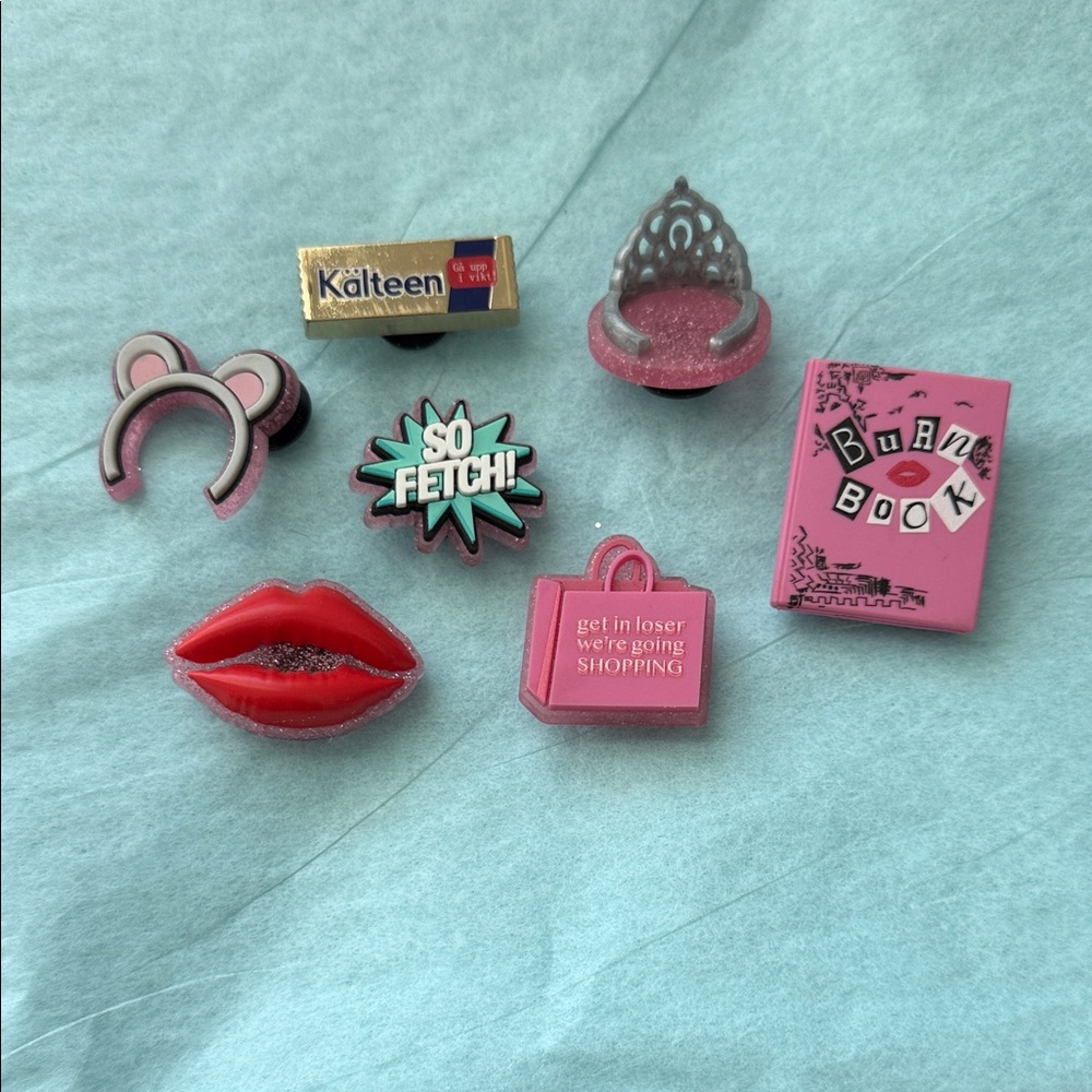 Jibbitz Pink and Red Mean Girls Accessories Set